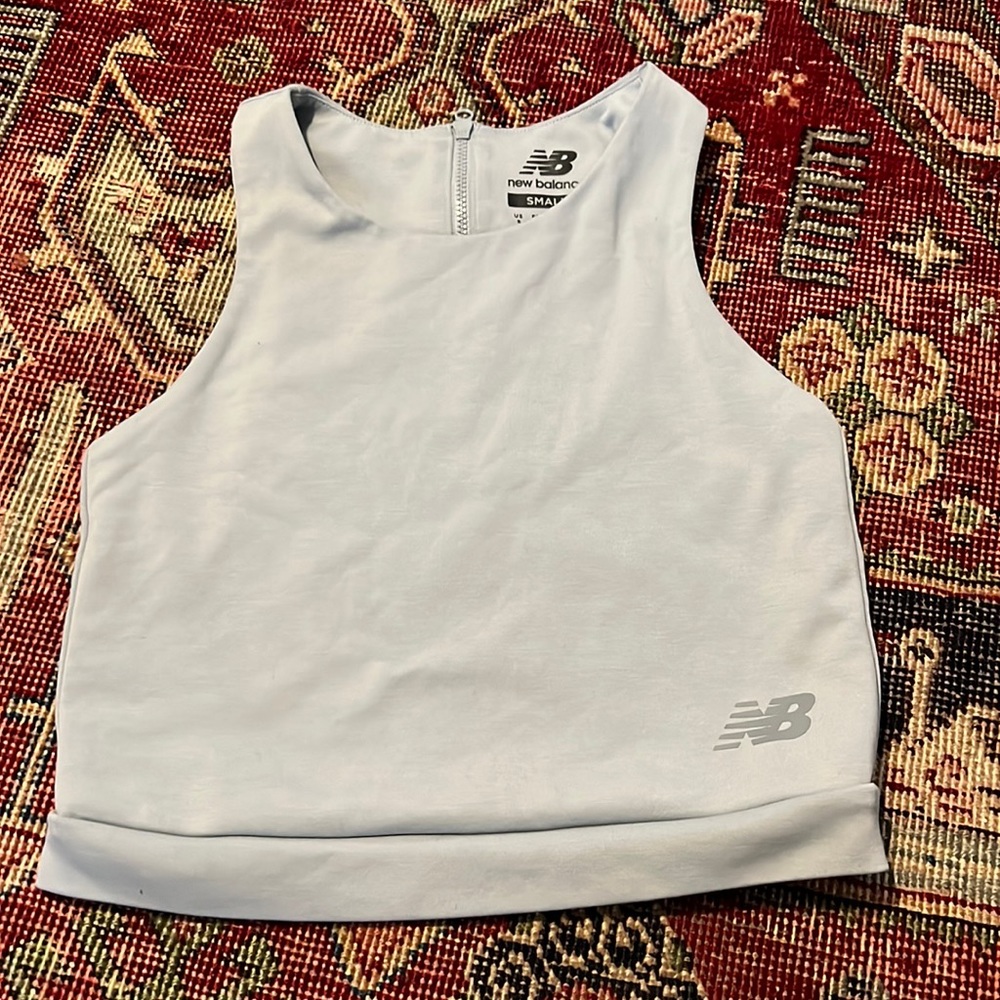 3/$30 New Balance cropped tank top